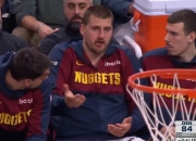 开云足球直播-包含马刺血洗掘金，拉塞尔送出助攻的词条