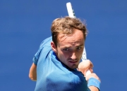 开云体育-世界网球队绝地反击欧洲网球队，梅德韦杰夫制霸全场