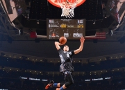 开云体育官网-布伦森之夜，当平凡肉身撞碎星辰剧本