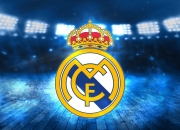 开云下载-赛道上的双雄对决，佩雷兹高光时刻点燃迈凯伦鏖战梅赛德斯