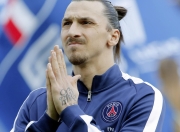 开云体育登录-索伯车队横扫威廉姆斯，汉密尔顿高光表现改写F1格局