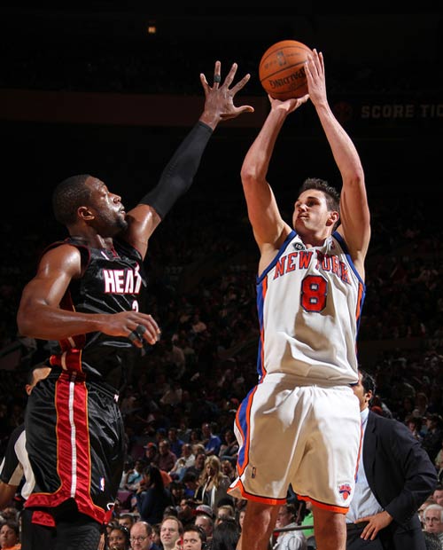 包含国王完胜尼克斯，加里纳利高光表现的词条