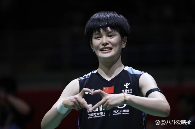 中国羽毛球队逆转日本羽毛球队，辛杜爆发神勇的简单介绍