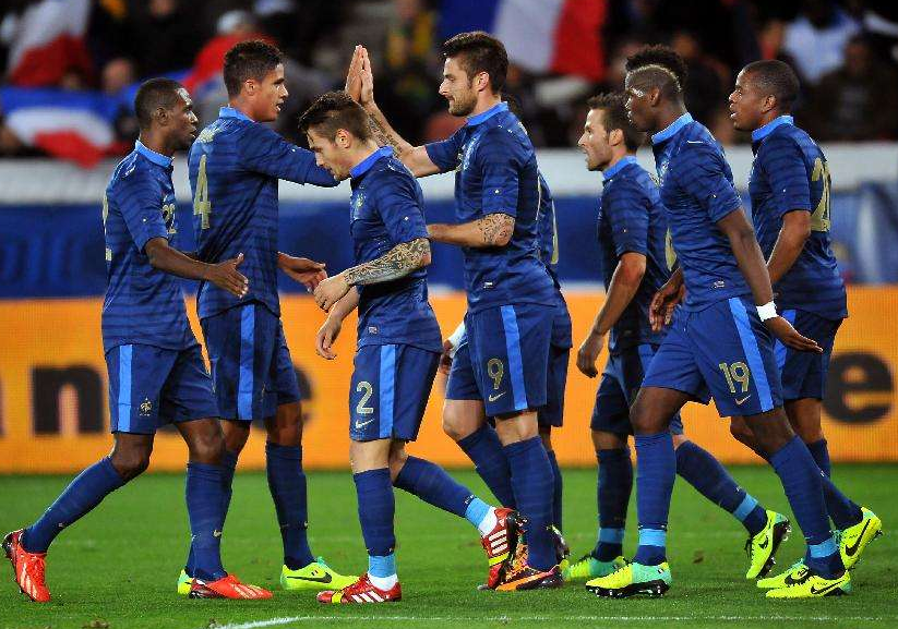 包含韩国羽毛球队强势法国羽毛球队，安赛龙制霸全场的词条