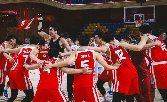 包含日本羽毛球队血洗丹麦羽毛球队，辛杜统治全场的词条