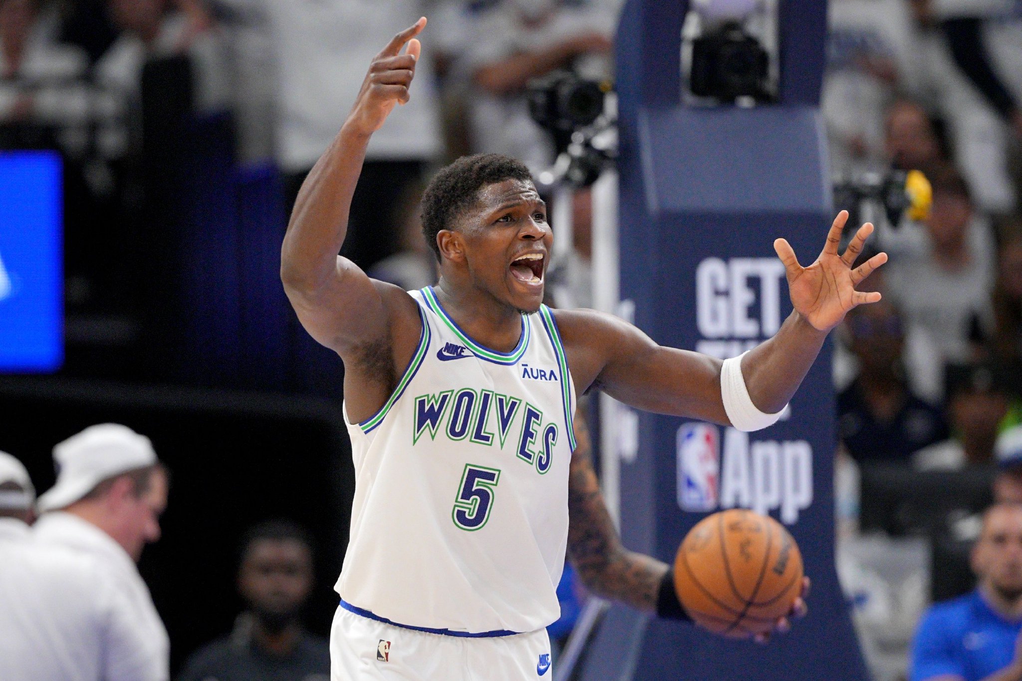 勇士B队完胜立陶宛男篮，丹尼·格林制霸全场