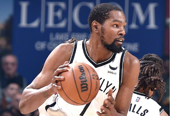 包含葡萄牙绝地反击哥伦比亚，乔瓦尼·雷纳关键制胜的词条