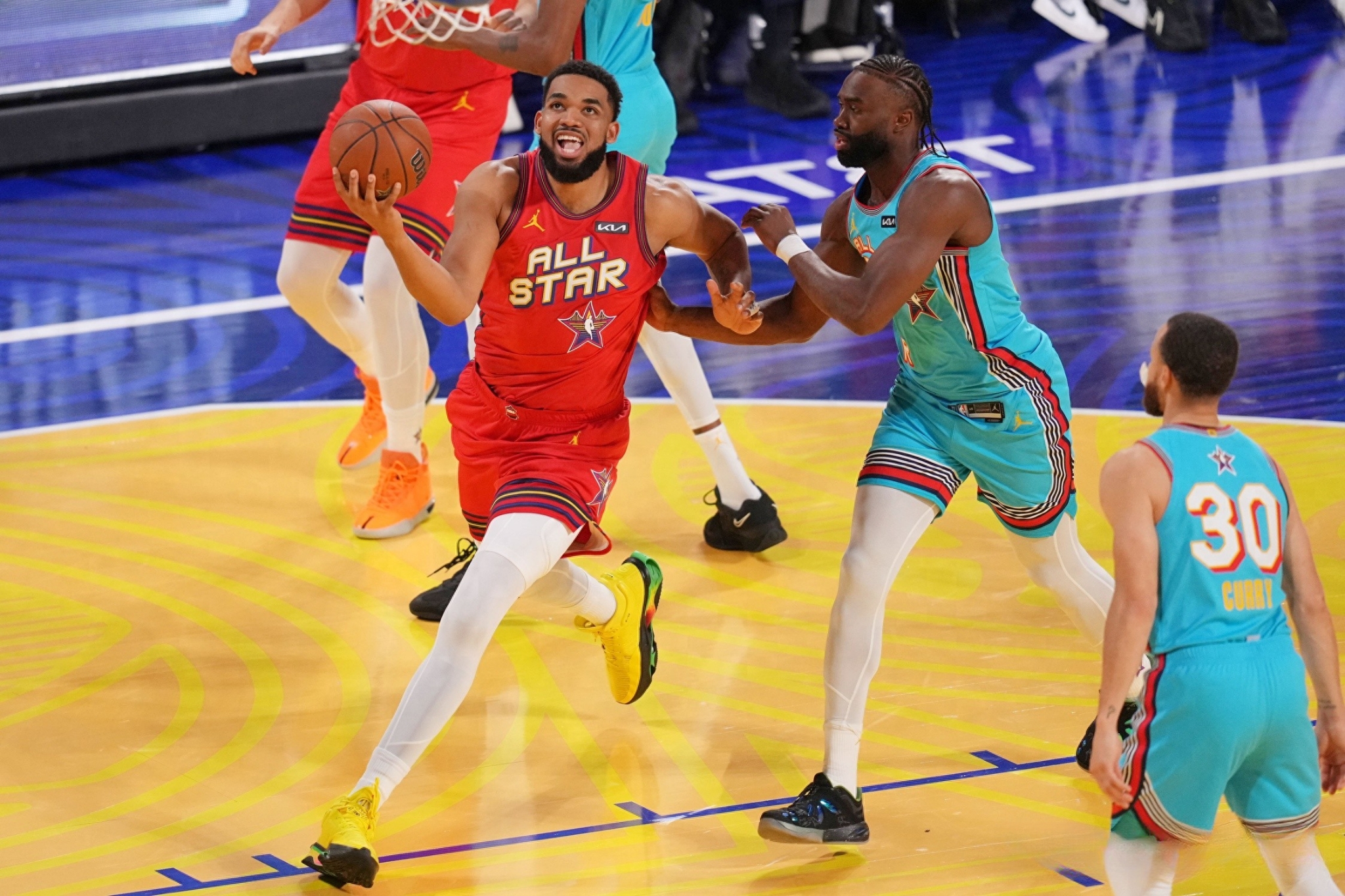 新赛季揭幕，球迷期待着NBA明星赛的简单介绍