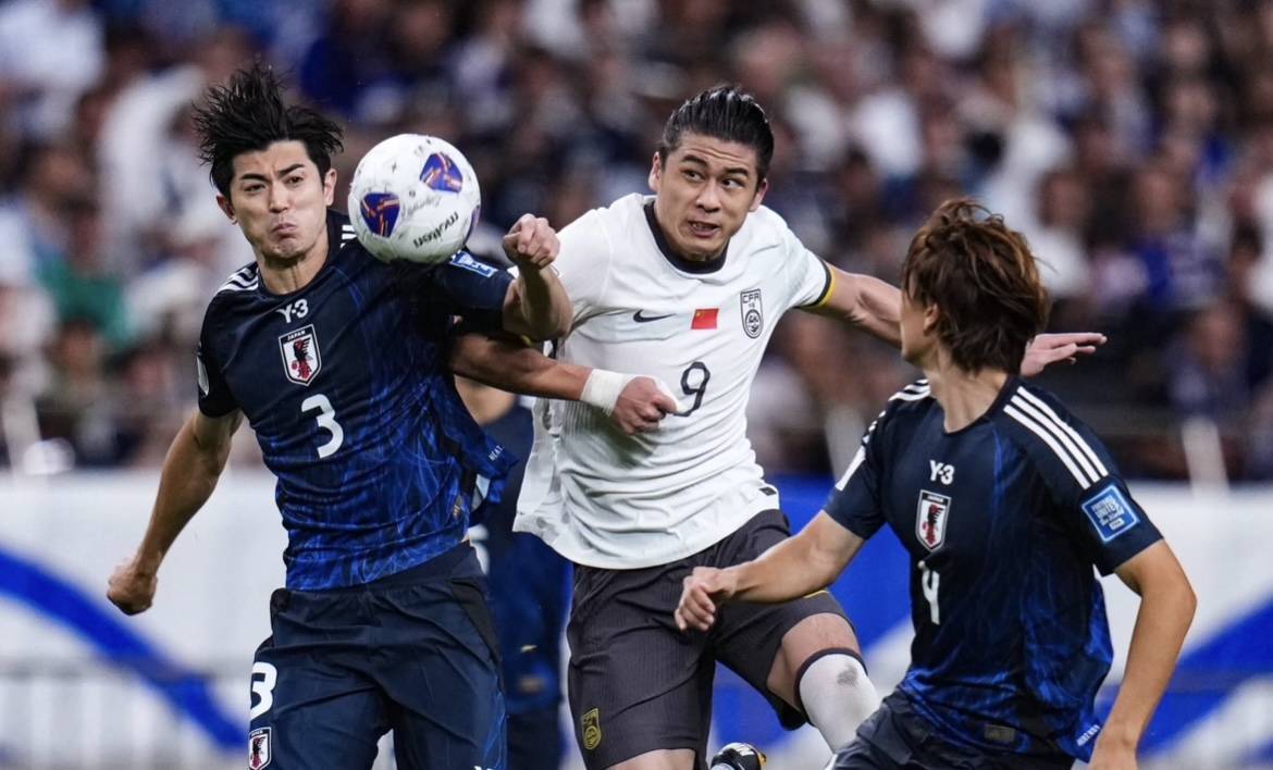 后卫连续零封对手，国家队攻守兼顾表现出色的简单介绍