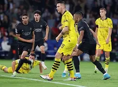 多特蒙德遭遇惨败，争冠形势再度扭转的简单介绍