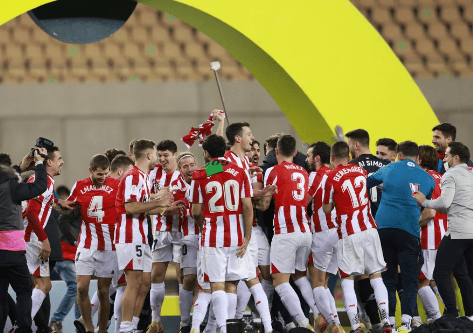 首尔FC在亚冠比赛中集体发挥失常的简单介绍