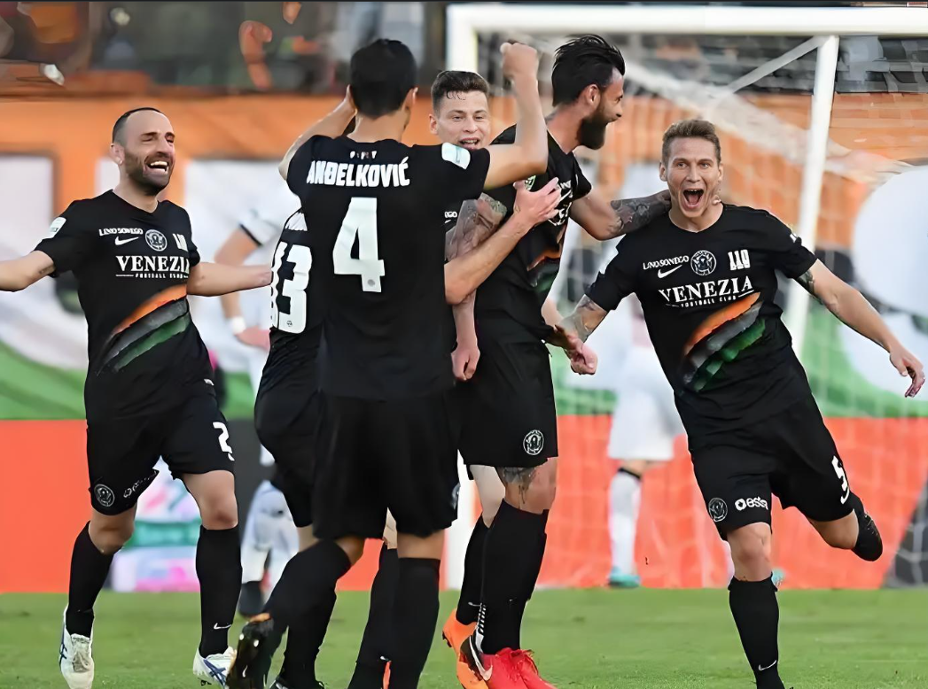 国外联赛分区赛刺激异常，竞争异常激烈的简单介绍