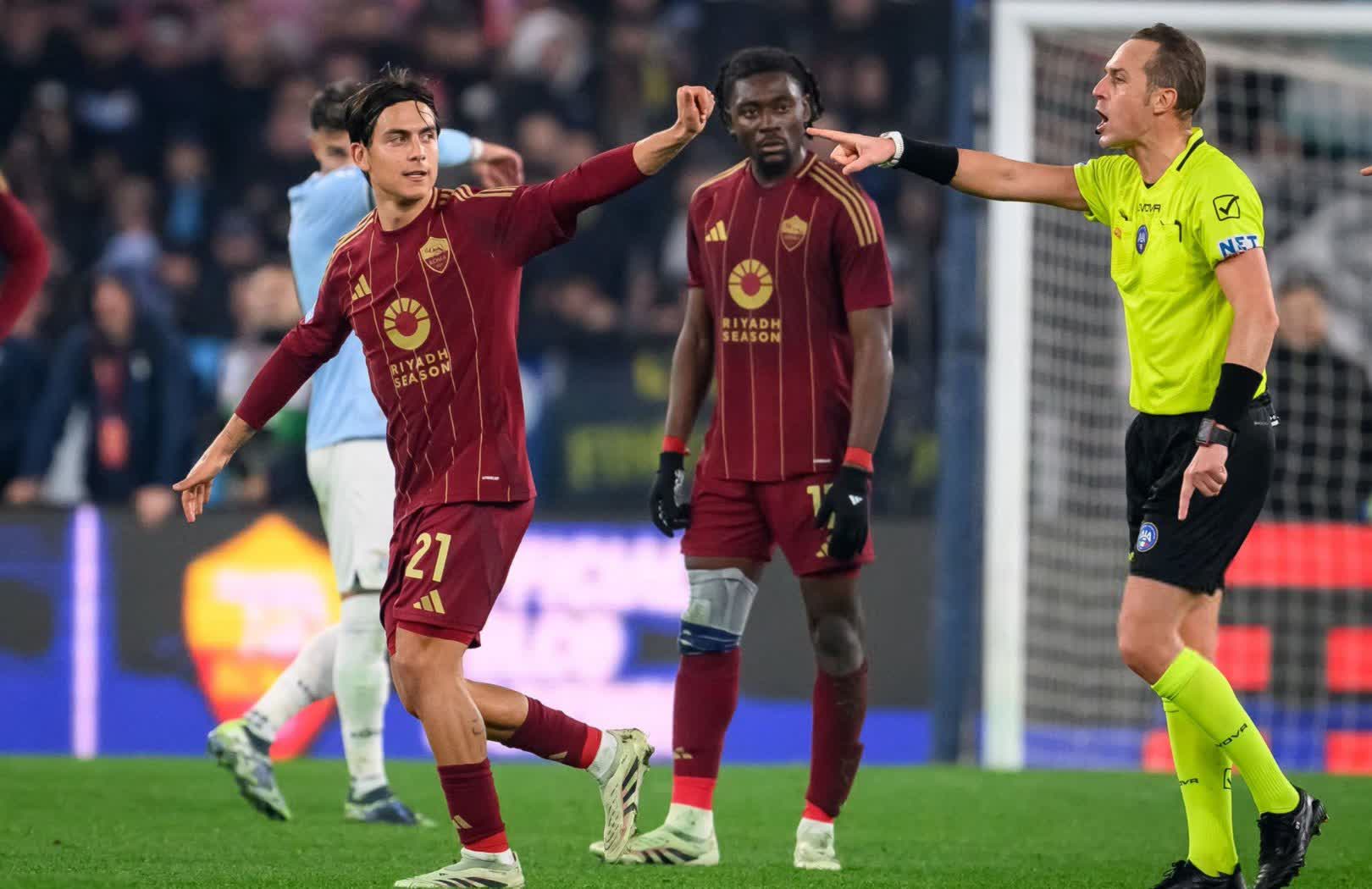 包含沃特福德客场逆转击败纽卡斯尔联，迎来连胜的词条