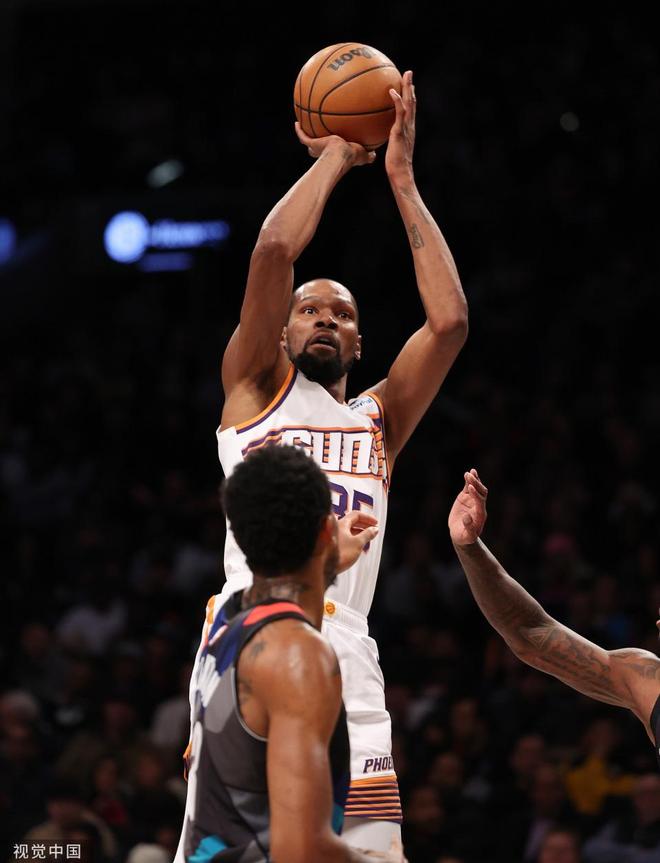 独行侠客场逆转，成功追平比分的简单介绍