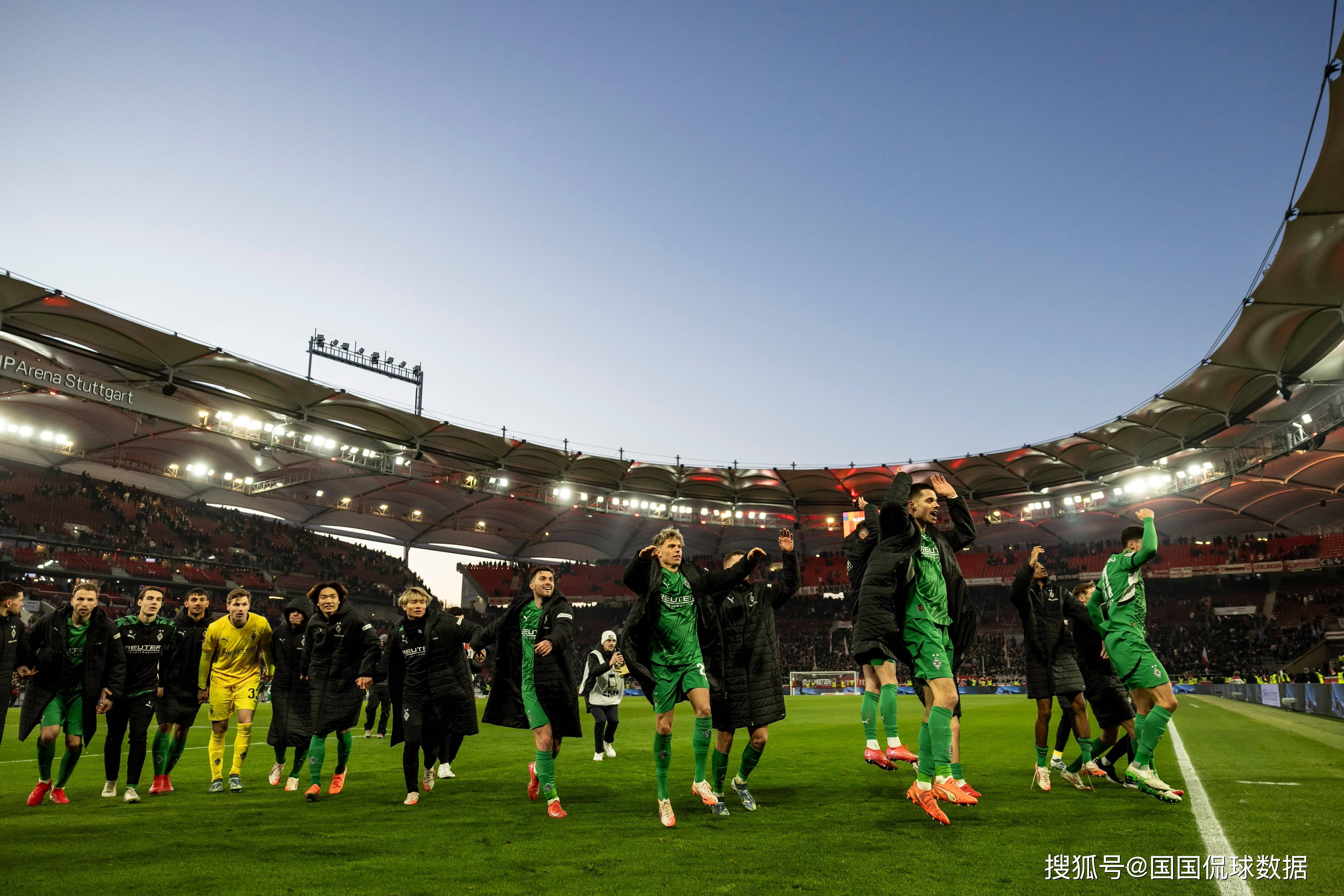 关于法兰克福获胜，继续德甲保级之路的信息