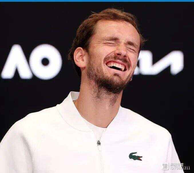 包含蒙特卡洛大师赛翻盘澳网，梅德韦杰夫高光表现的词条