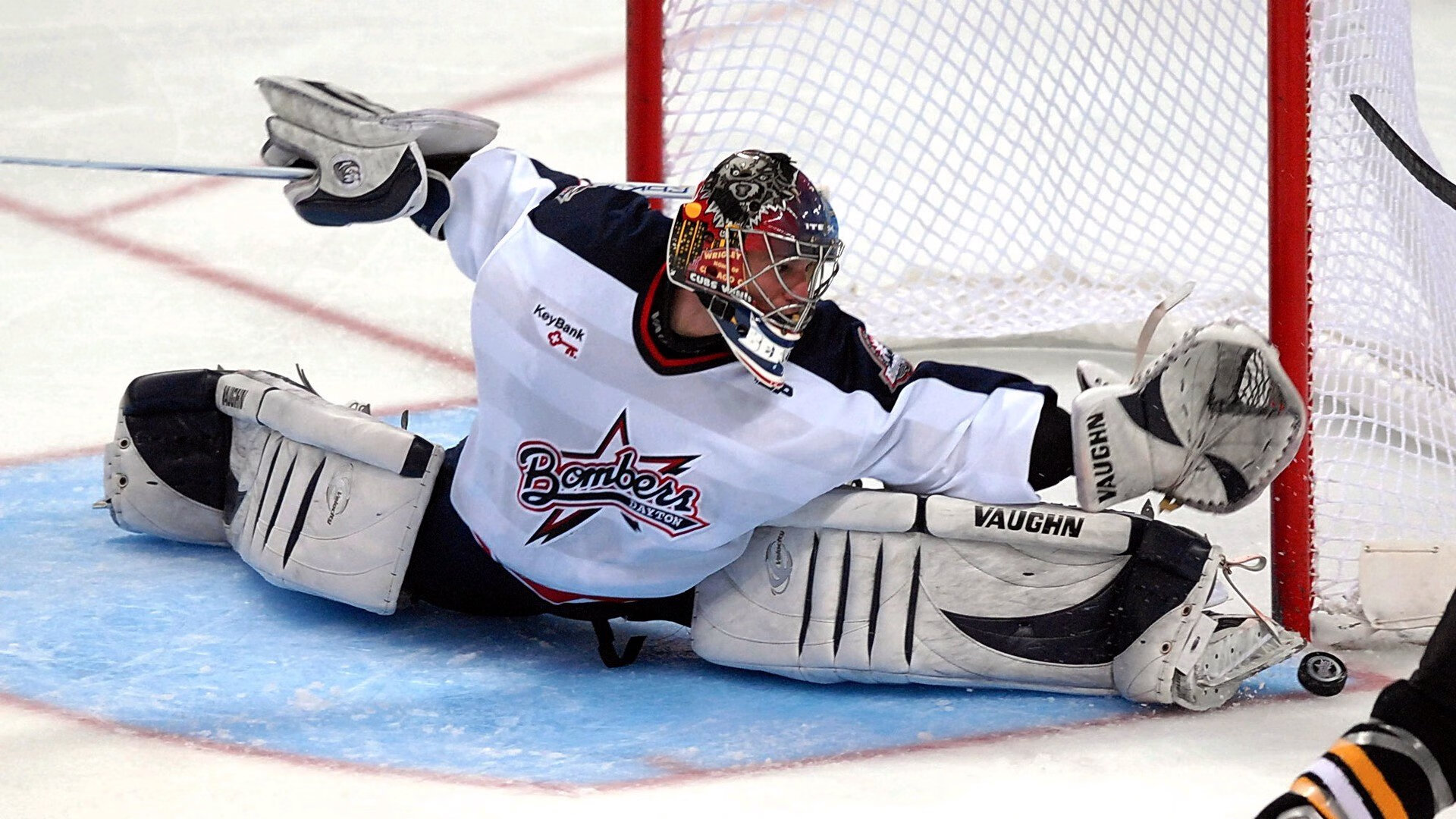 绿茵公牛与快船鏖战，当欧冠淘汰赛的硝烟遇上跨界焦点战