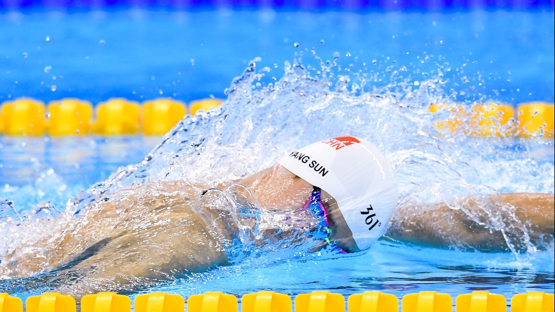 铁壁巴西，冰封波兰—巴斯托尼抢七夜化身禁区之神